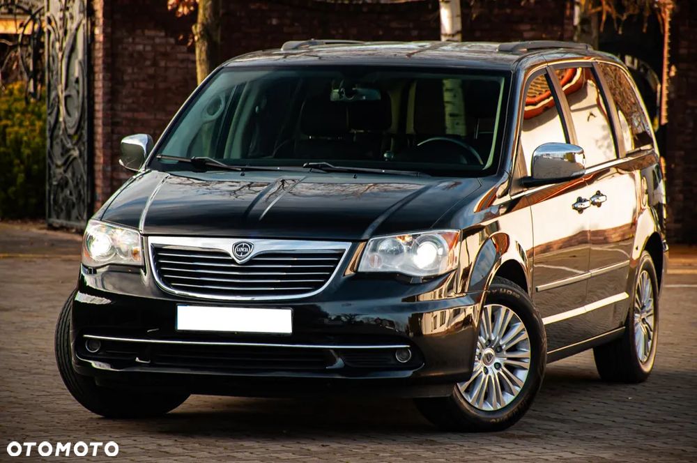 Lancia Voyager 3.6 Platinum - 6
