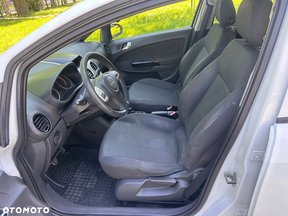 Opel Corsa - 7