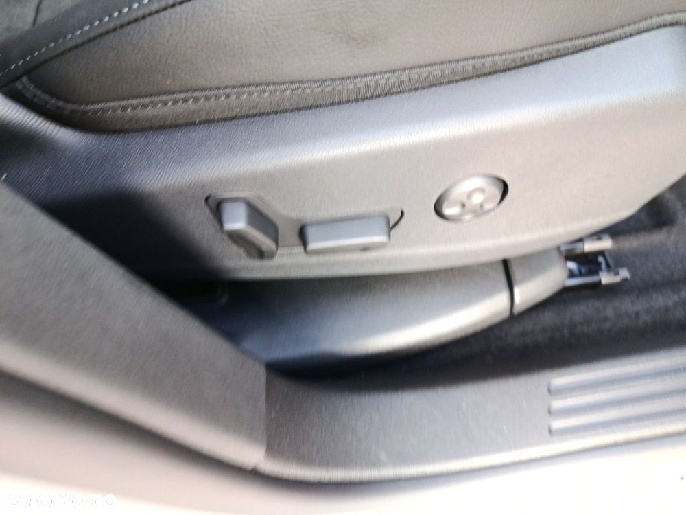 DS Automobiles DS 7 Crossback - 14