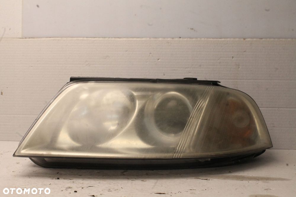 VW PASSAT B5 LIFT 00R- LAMPA LEWA REFLEKTOR LEWY PRZÓD - 1
