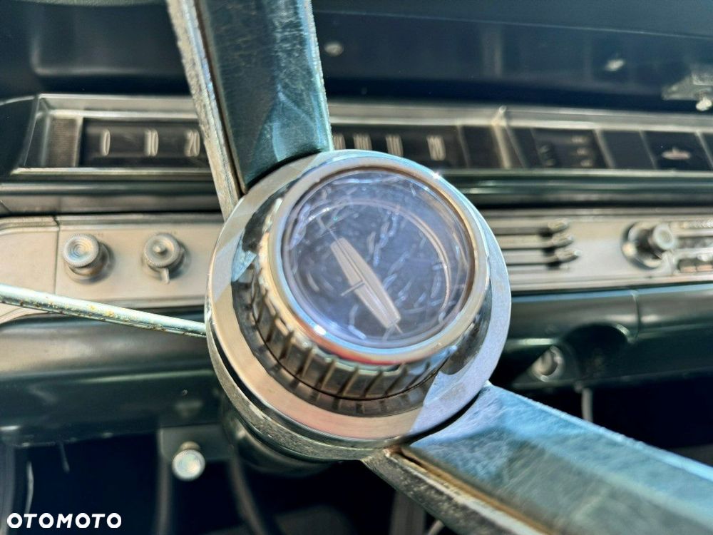 Oldsmobile Inny - 24
