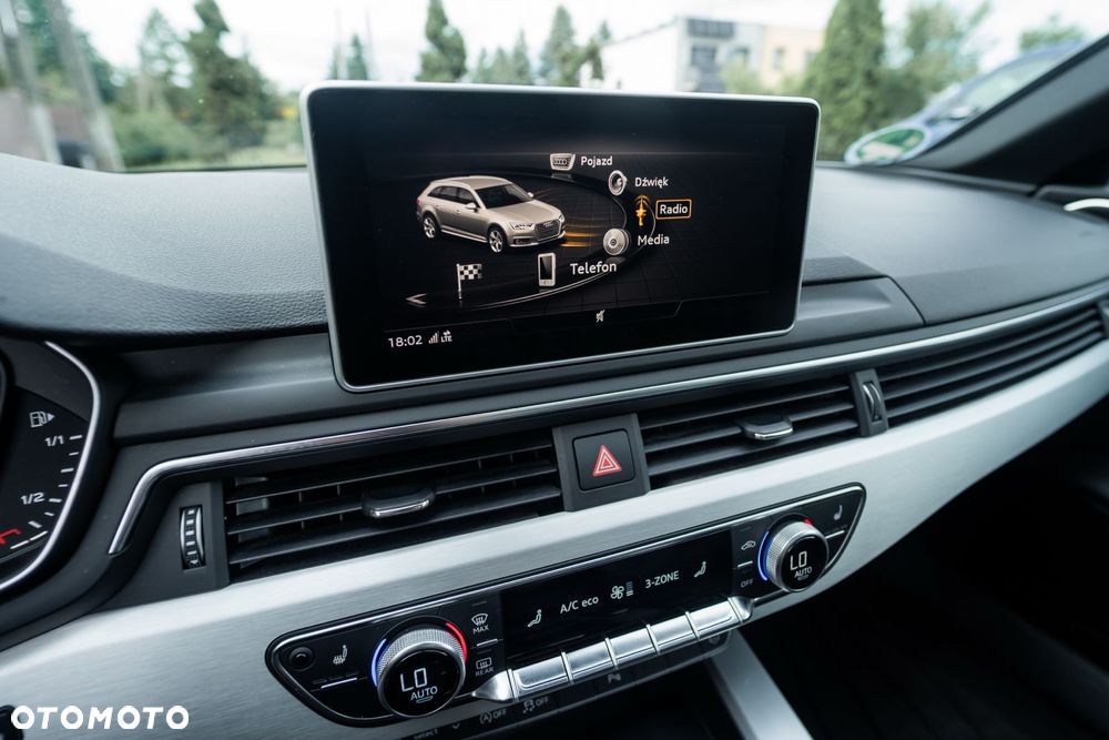 Audi A4 Avant 35 TFSI S tronic S line - 32