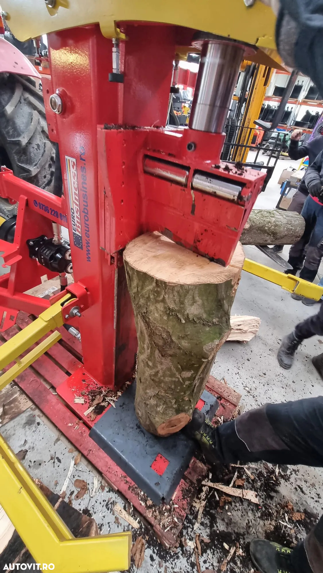 Despicator vertical de busteni model ALMAK 24T - 2