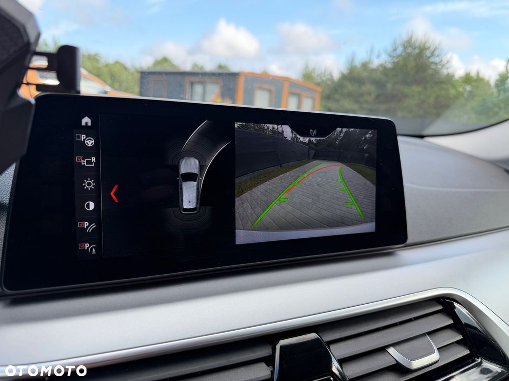 BMW Seria 5 520d Sport Line - 21