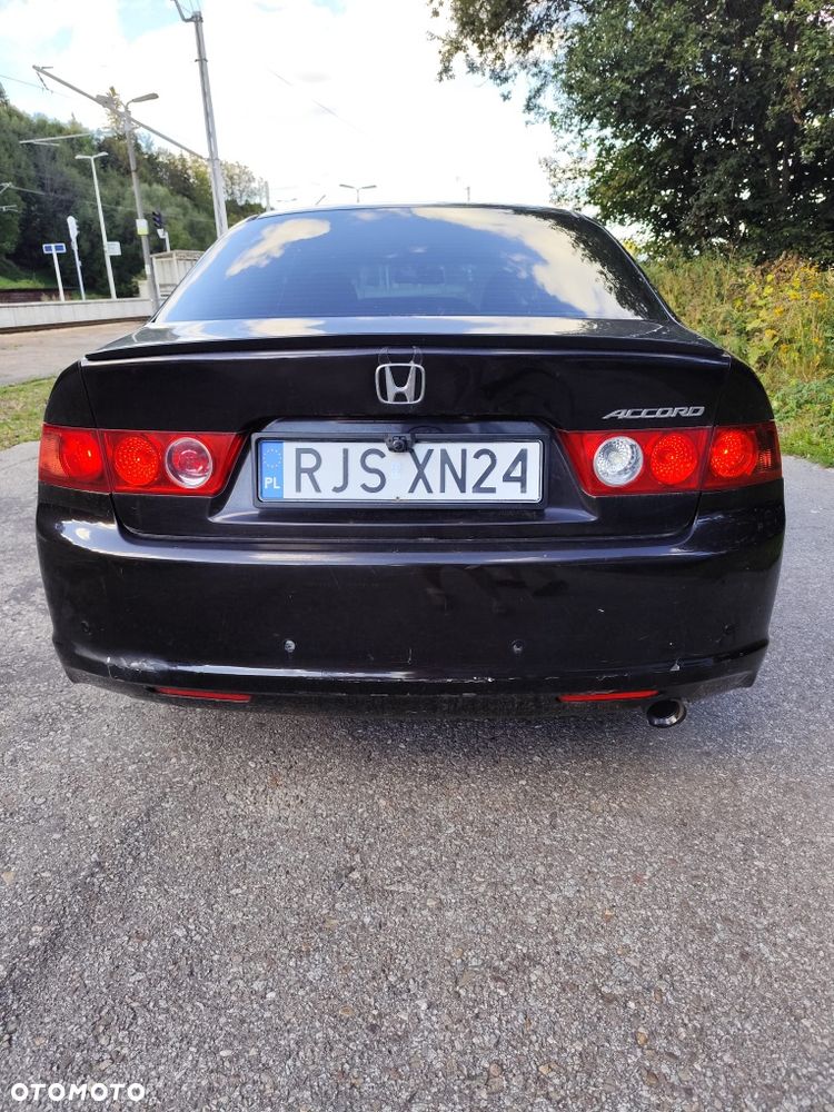 Honda Accord - 4
