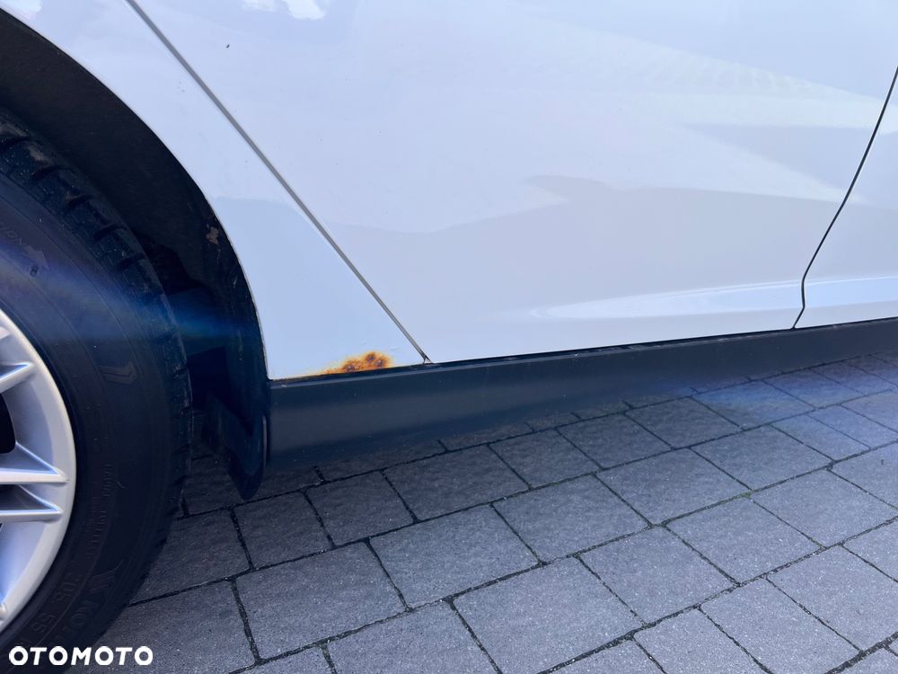 Ford Focus 1.5 TDCi SYNC Edition - 9
