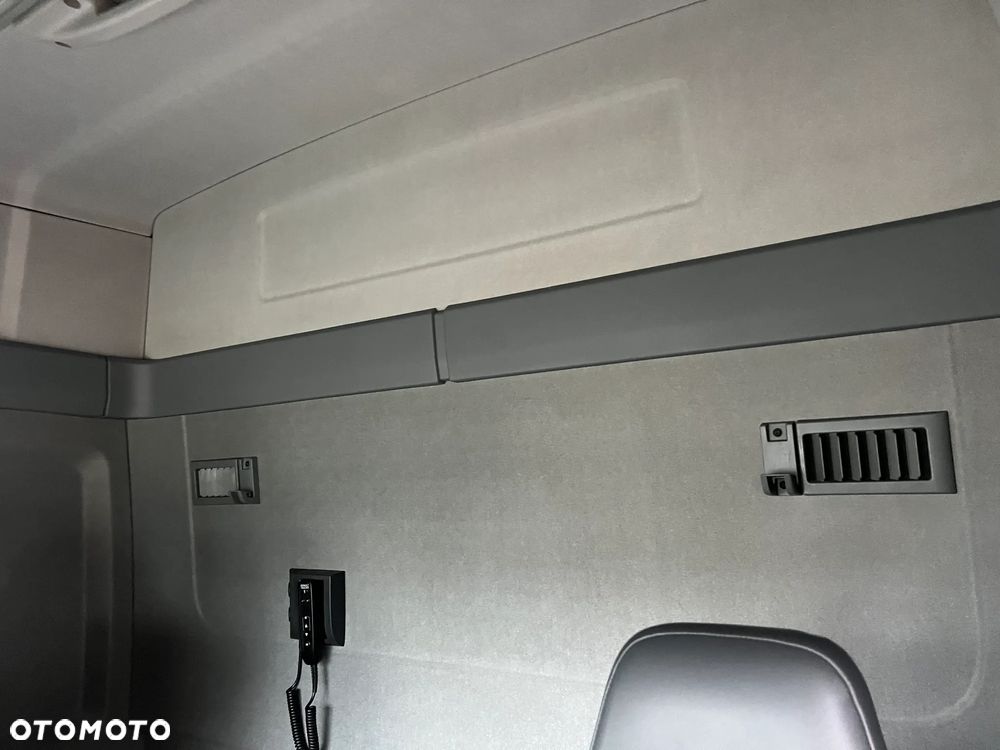 Renault GAMA T 440 13 L MOTOR - 16