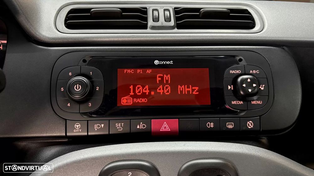 Fiat Panda 1.0 Hybrid City - 28