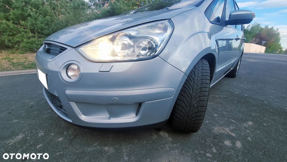 Ford S-Max - 37