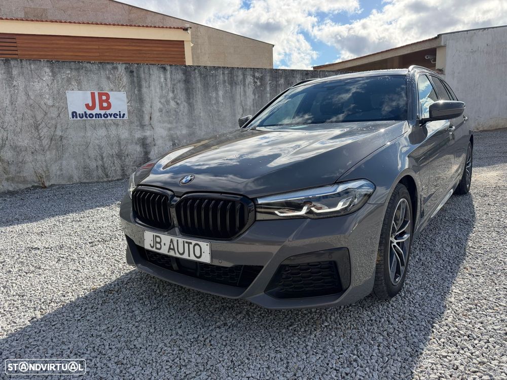BMW 530 e Pack Desportivo M - 2