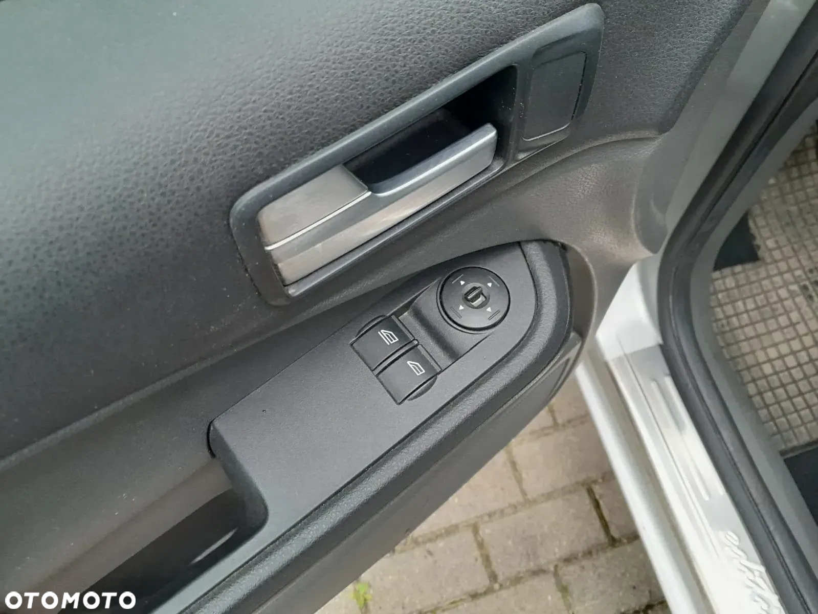 Ford C-MAX 1.6 Trend - 10