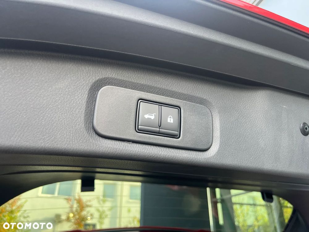 Nissan Qashqai 1.3 DIG-T mHEV N-Connecta Xtronic - 19