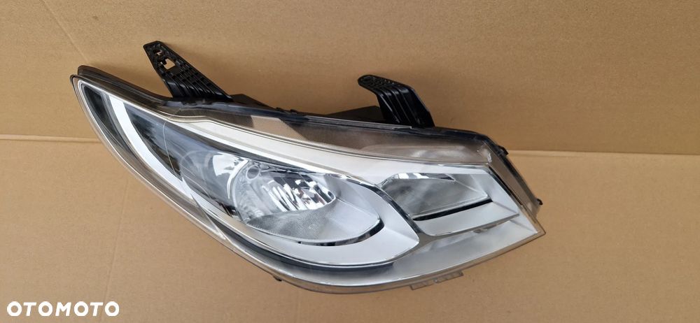 Lampa Przednia Prawa Maxus G10 Zwykła 14- Europa - 3