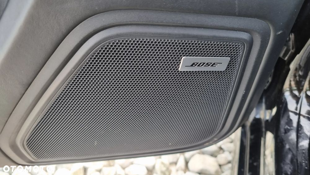 Porsche Macan Turbo PDK - 17
