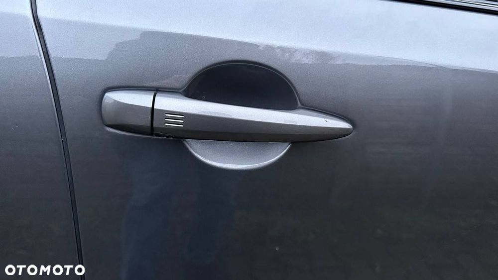 Nissan Ariya 63kWh Engage - 3