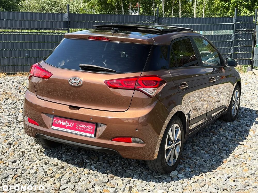 Hyundai i20 - 23