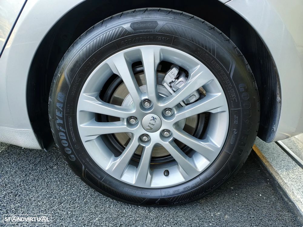 Kia Ceed SW 1.4 CRDi EX - 29