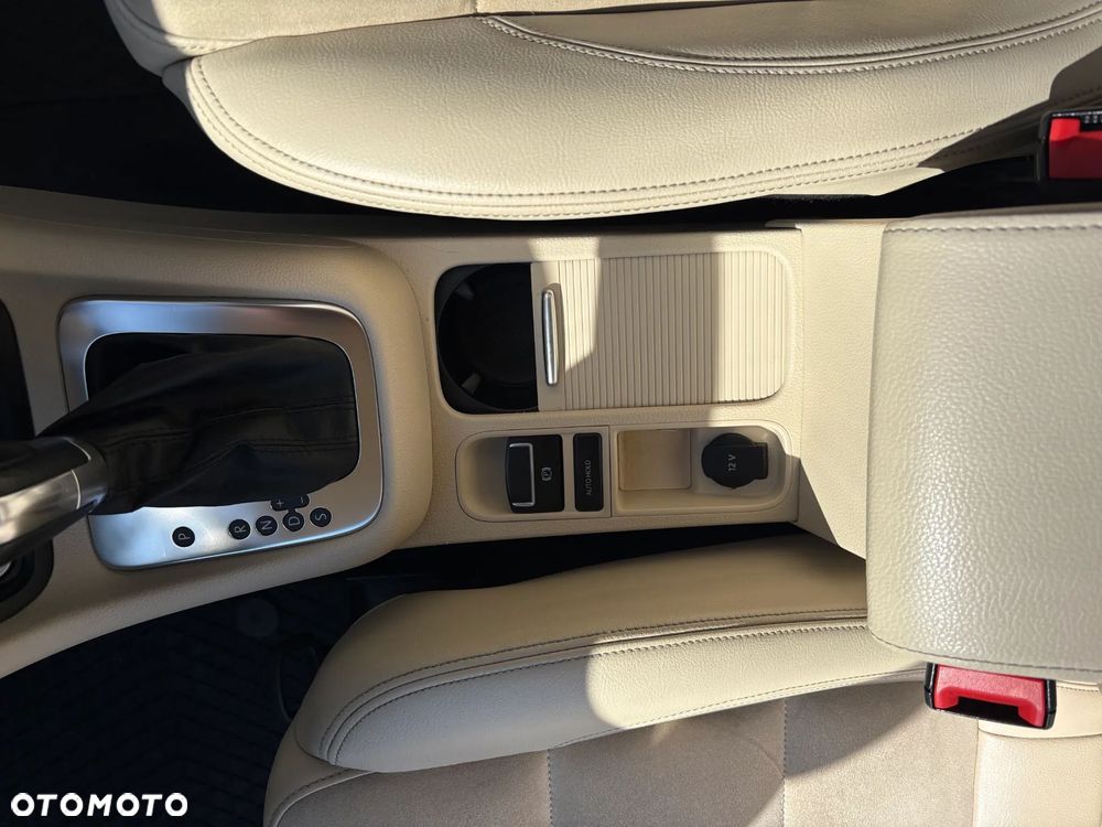 Volkswagen Sharan 2.0 TSI DSG Highline - 9