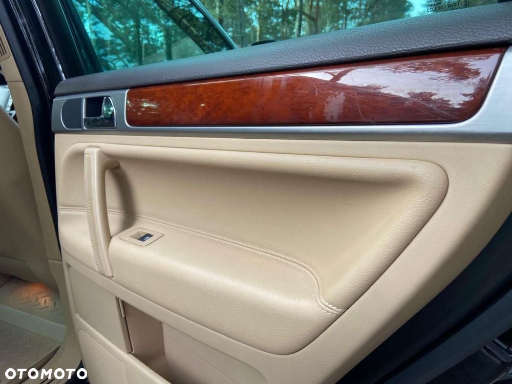 Volkswagen Touareg - 30