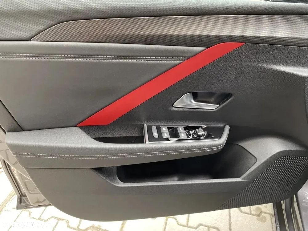 Opel Astra VI 1.6 T Plug-in Hybrid GS Line - 20