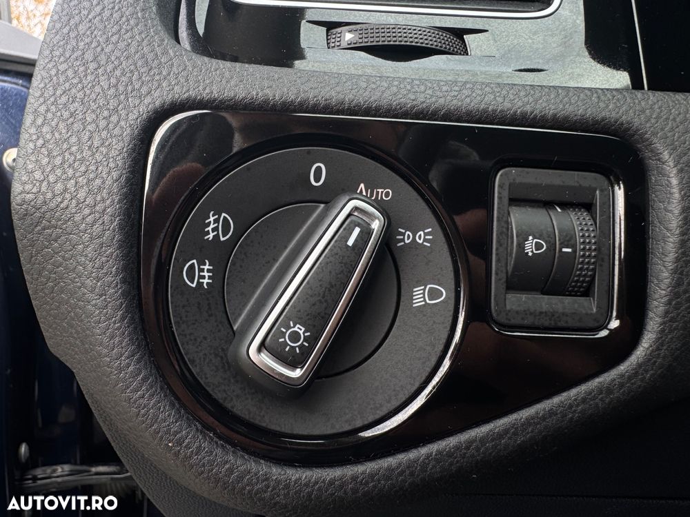 Volkswagen Golf 1.4 TSI BlueMotion Technology Allstar - 25