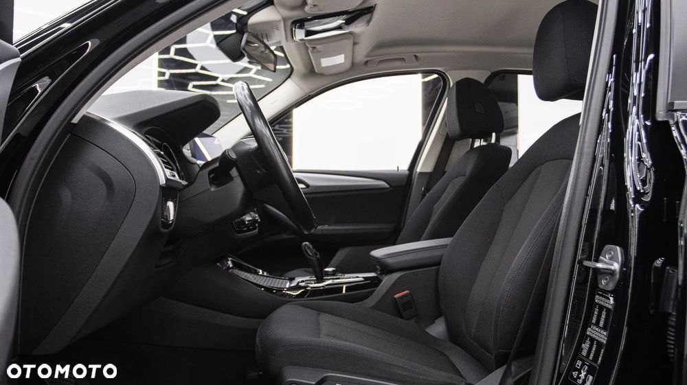 BMW X3 xDrive20i GPF - 17
