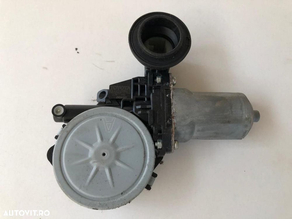 Motoras macara geam dreapta fata / stanga spate Lexus IS 2 (2005-2013) 85710-58010 - 2