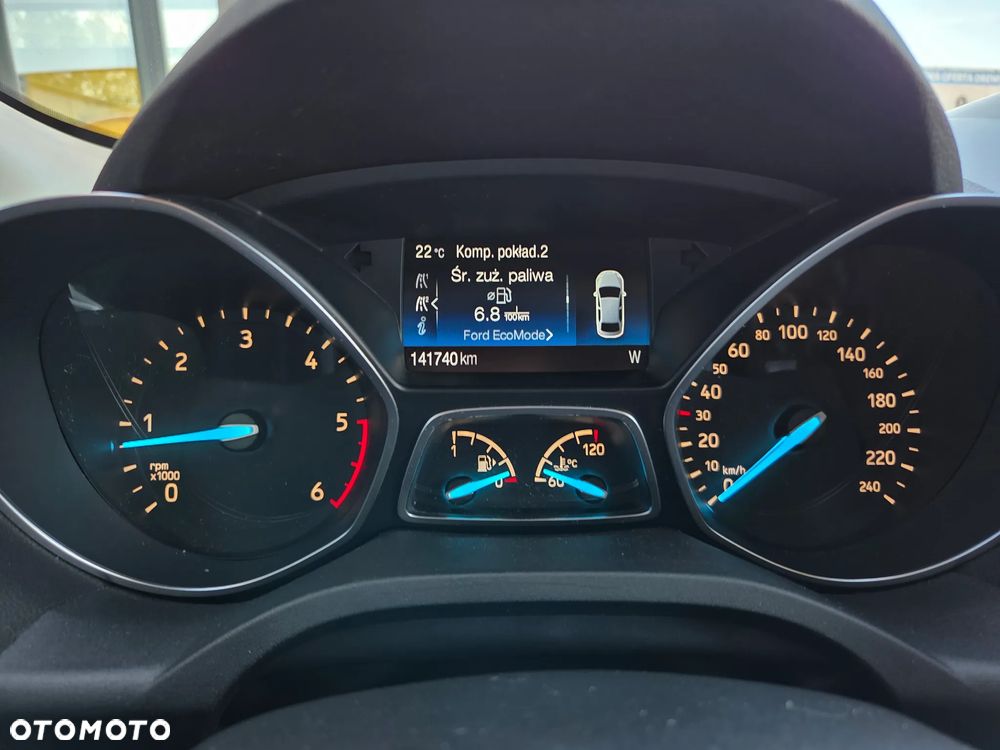 Ford Kuga 2.0 TDCi 2x4 Black & Silver - 28