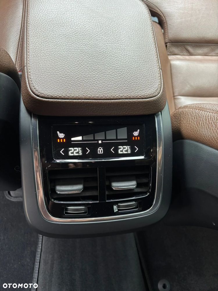 Volvo XC 90 - 18