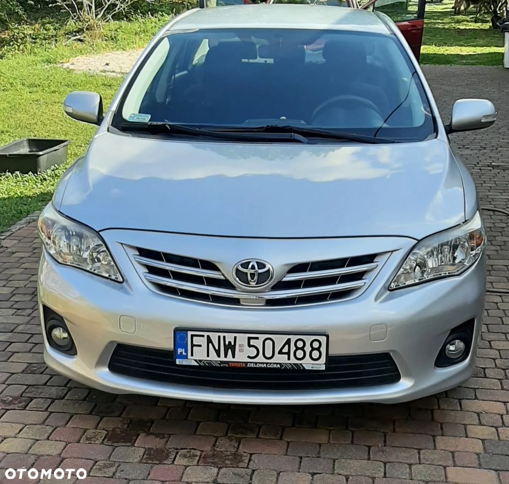 Toyota Corolla 1.6 Luna - 1