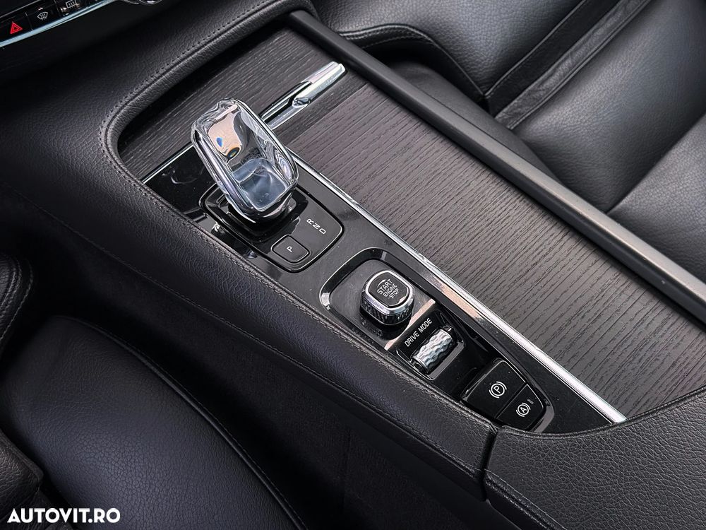 Volvo XC 90 B5 MHEV AWD 7 locuri Inscription - 28