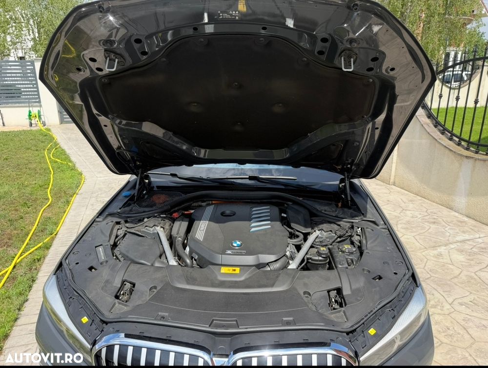 BMW Seria 7 745Le xDrive AT PHEV - 8