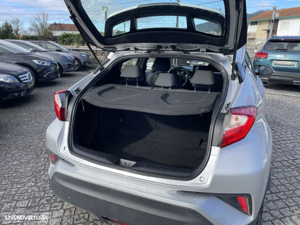 Toyota C-HR 1.8 Hybrid Exclusive - 23