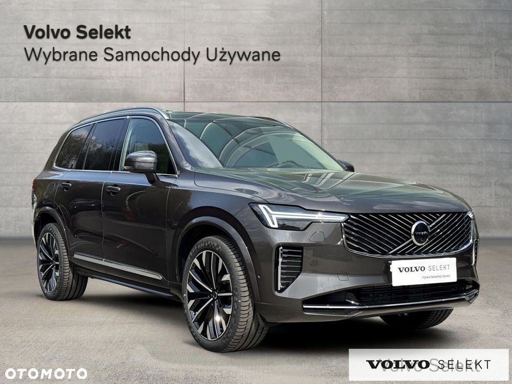 Volvo XC 90 - 9