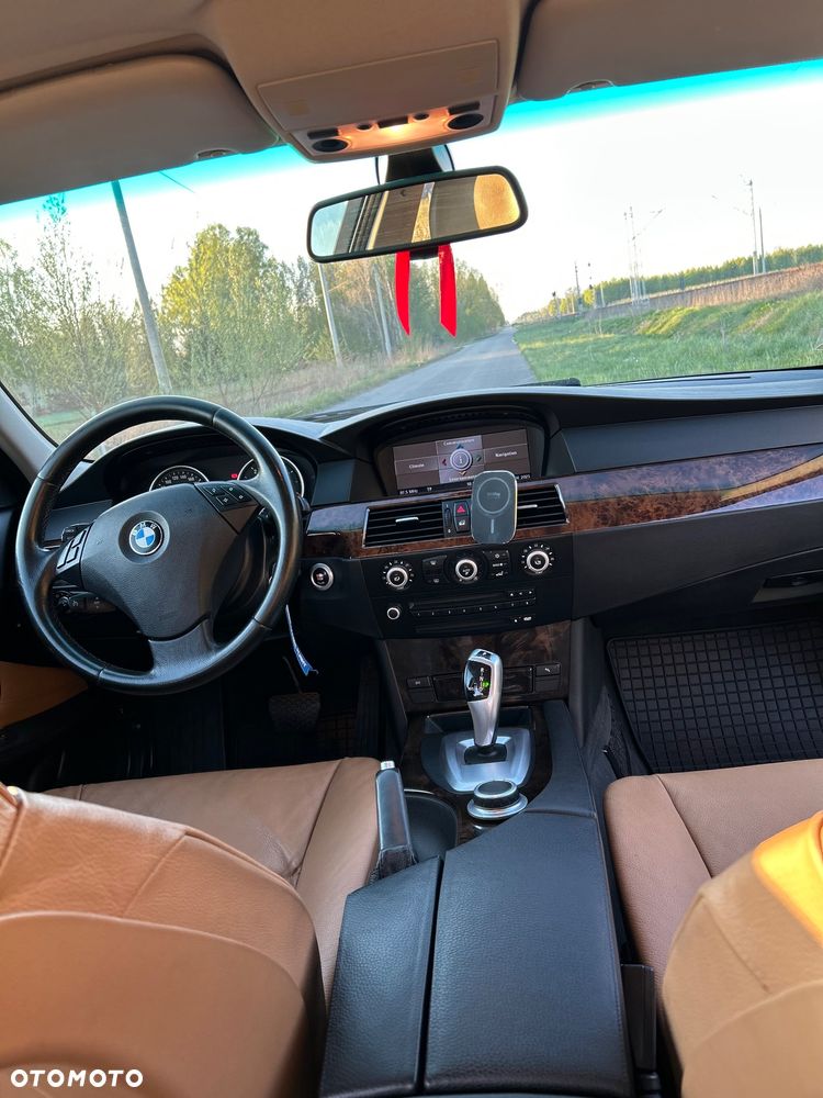 BMW Seria 5 - 17