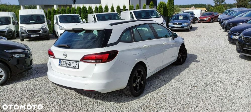 Opel Astra - 18