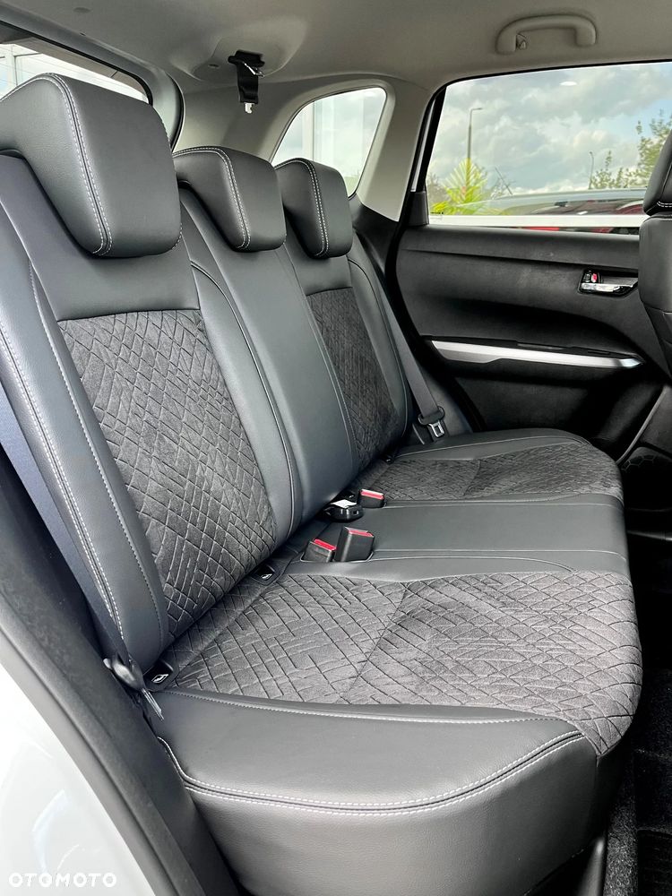 Suzuki Vitara - 11
