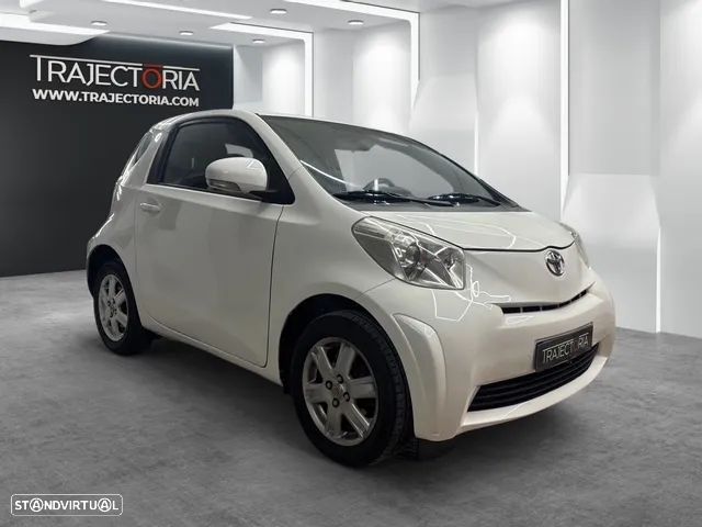 Toyota iQ 1.0 VVT-i - 1