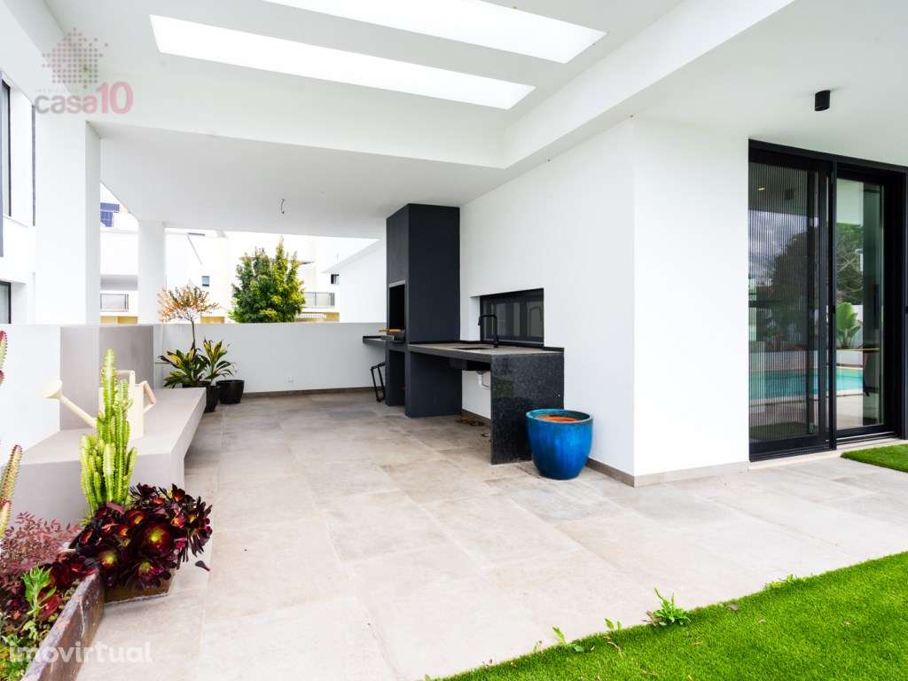 Moradia V4 com piscina para venda em condomínio fechado em S. Franc... - Grande imagem: 2/41