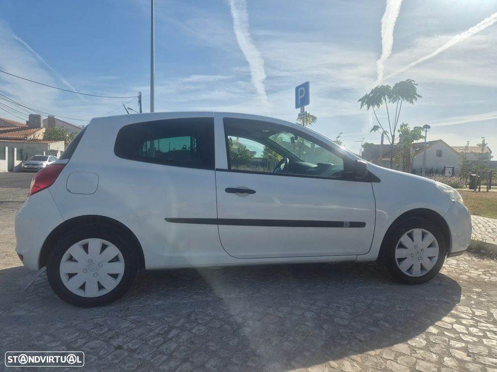 Renault Clio 1.5 DCI - 4