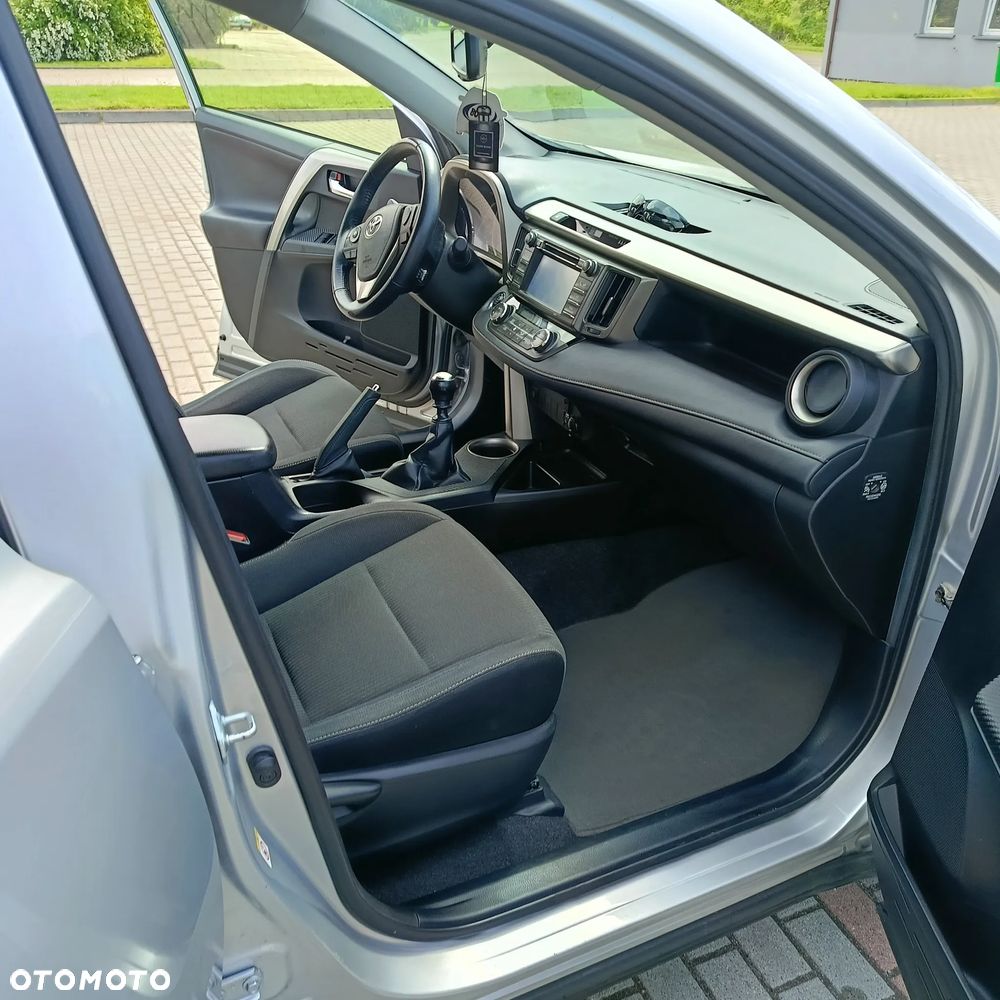 Toyota RAV4 - 15