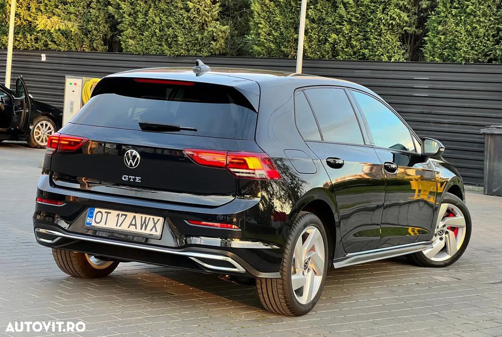 Volkswagen Golf - 4