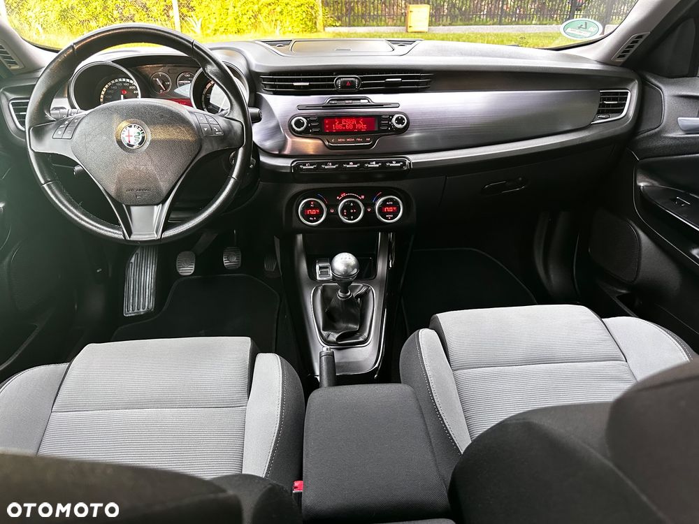Alfa Romeo Giulietta 1.4 TB 16V Business - 35