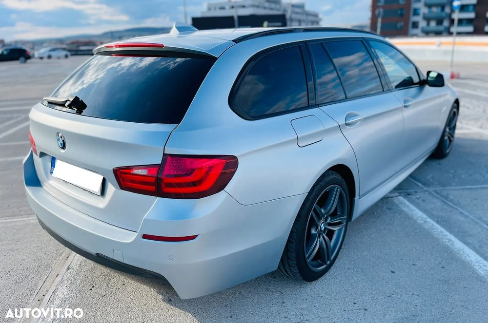 BMW Seria 5 525d xDrive AT - 15