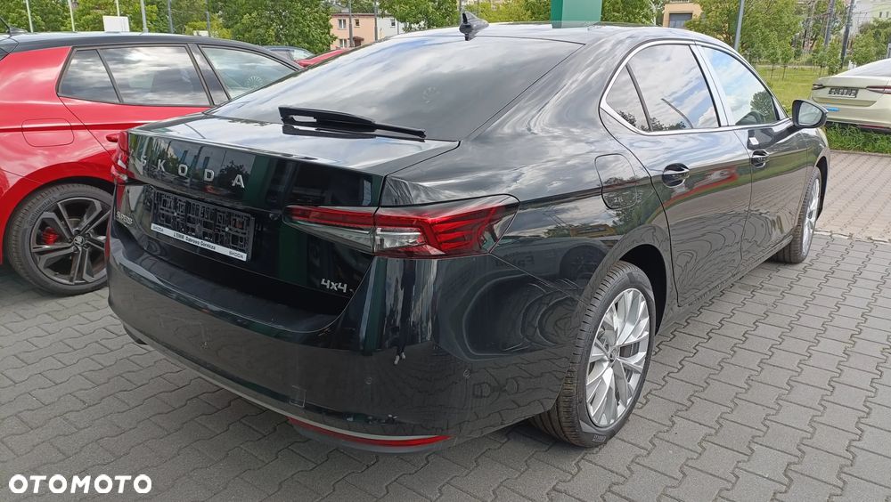 Skoda Superb 2.0 TDI SCR 4x4 L&K DSG - 3