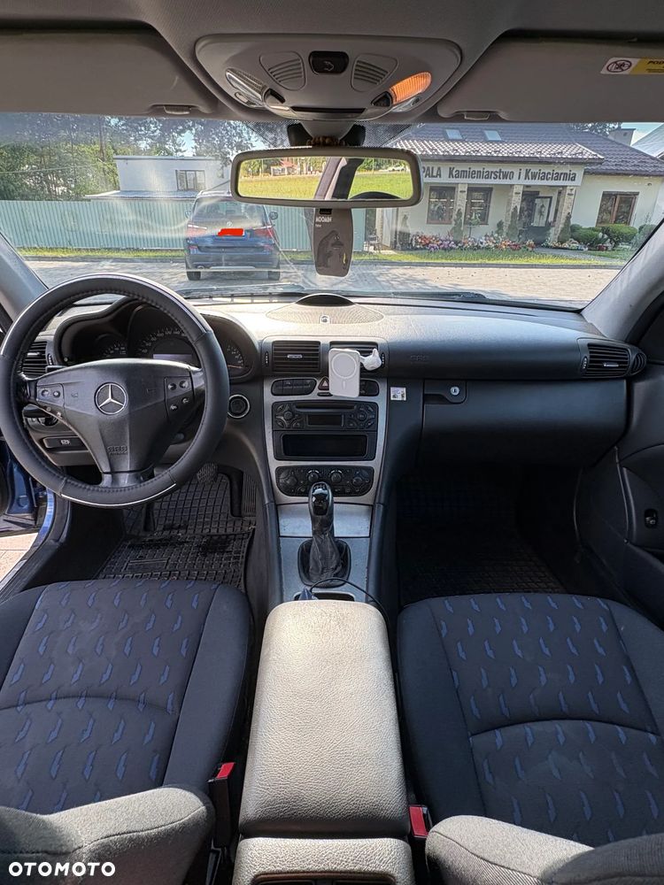 Mercedes-Benz Klasa C 220 CDI - 18