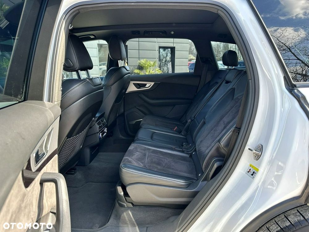 Audi Q7 3.0 TDI Quattro Tiptronic - 17