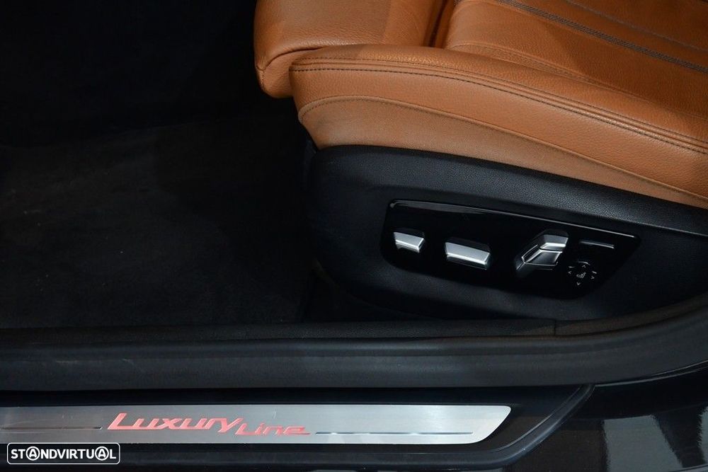 BMW 520 d Line Luxury Auto - 19