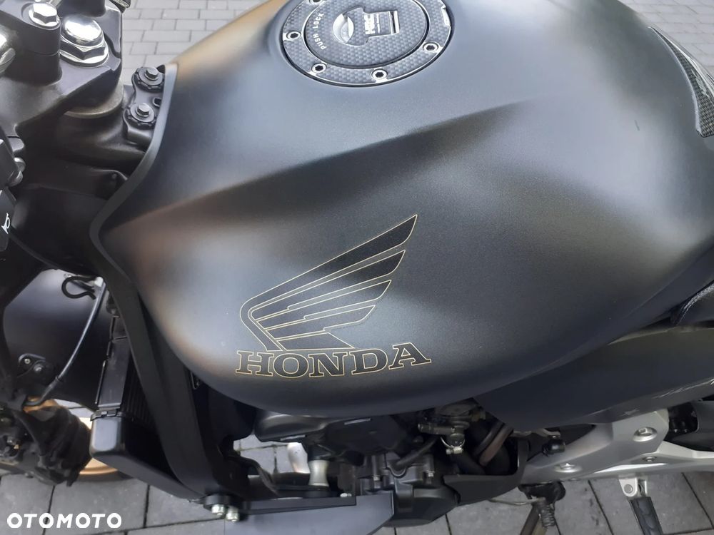 Honda Hornet - 4