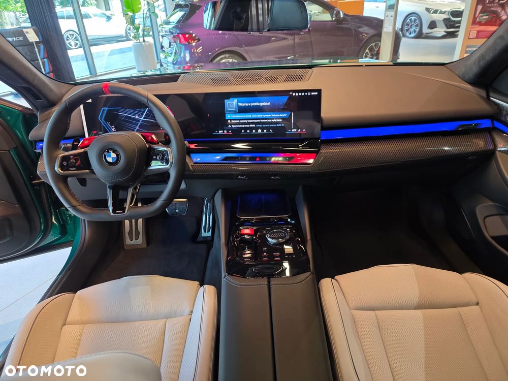 BMW M5 PHEV - 11